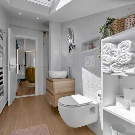 Luxury Penthouse Big Blue דירה טוצפי