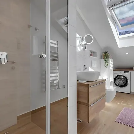 דירה Luxury Penthouse Big Blue טוצפי