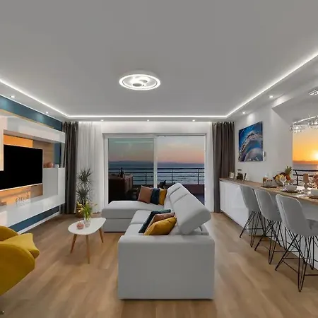 Luxury Penthouse Big Blue טוצפי