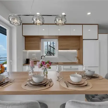 Luxury Penthouse Big Blue דירה טוצפי